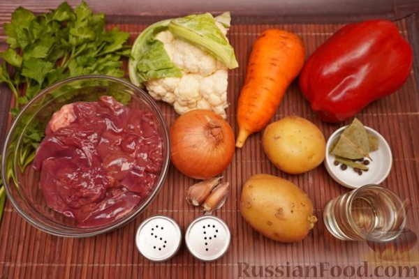 Суп из куриной печени с цветной капустой и перцем