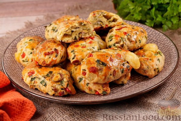 Овощные бездрожжевые пирожки "Калейдоскоп" с сыром (в духовке)