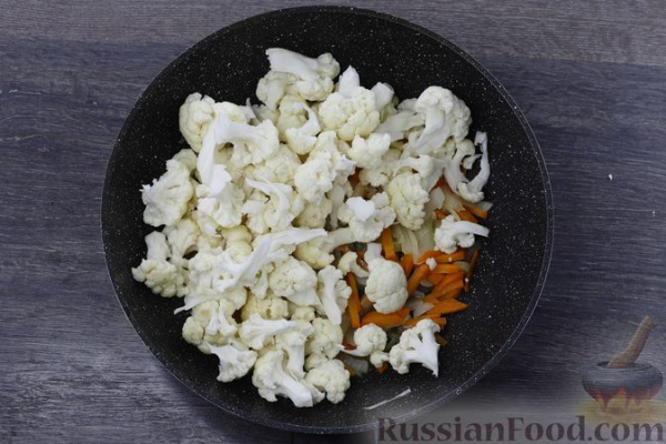 Рис с кабачками и цветной капустой