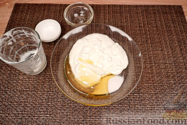 Йогуртовый десерт с арбузом