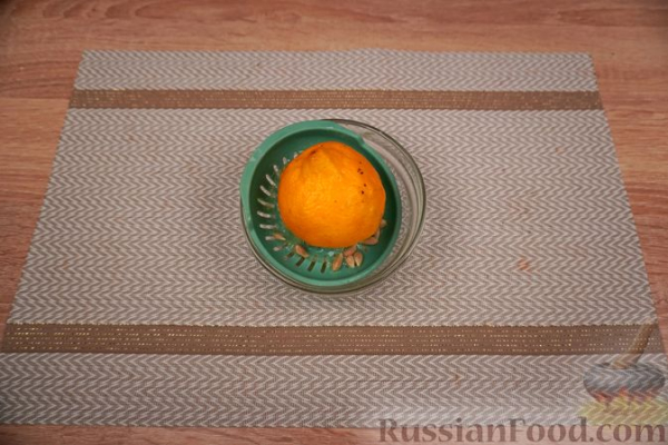 Карпузосалата (салат из арбуза с фетой и красным луком)