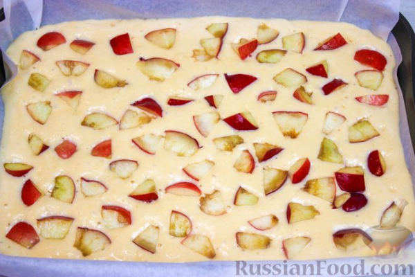 Пирог с персиками